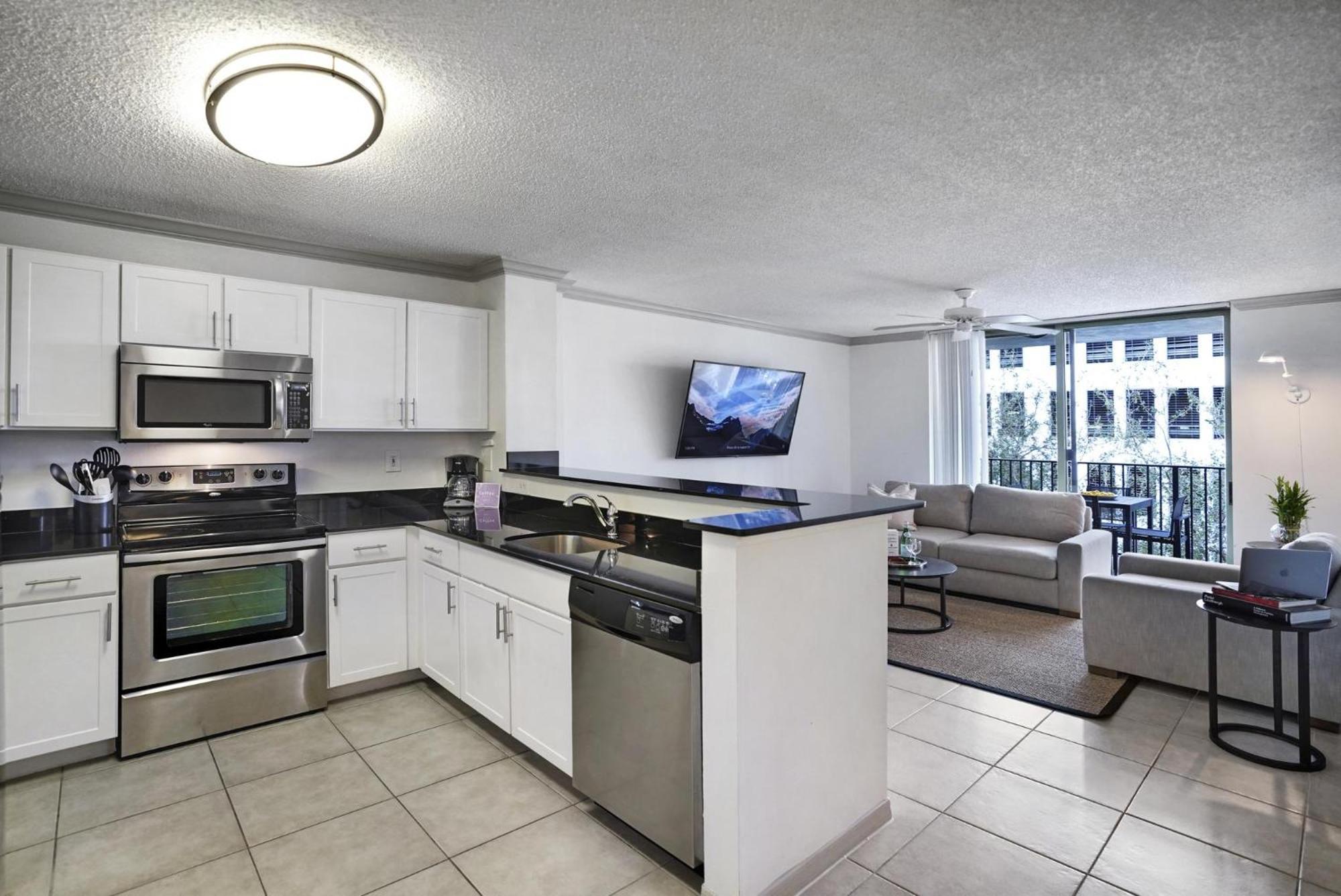 Dharma Home Suites Coral Gables At Gables Grand Plaza Miami Ruang foto