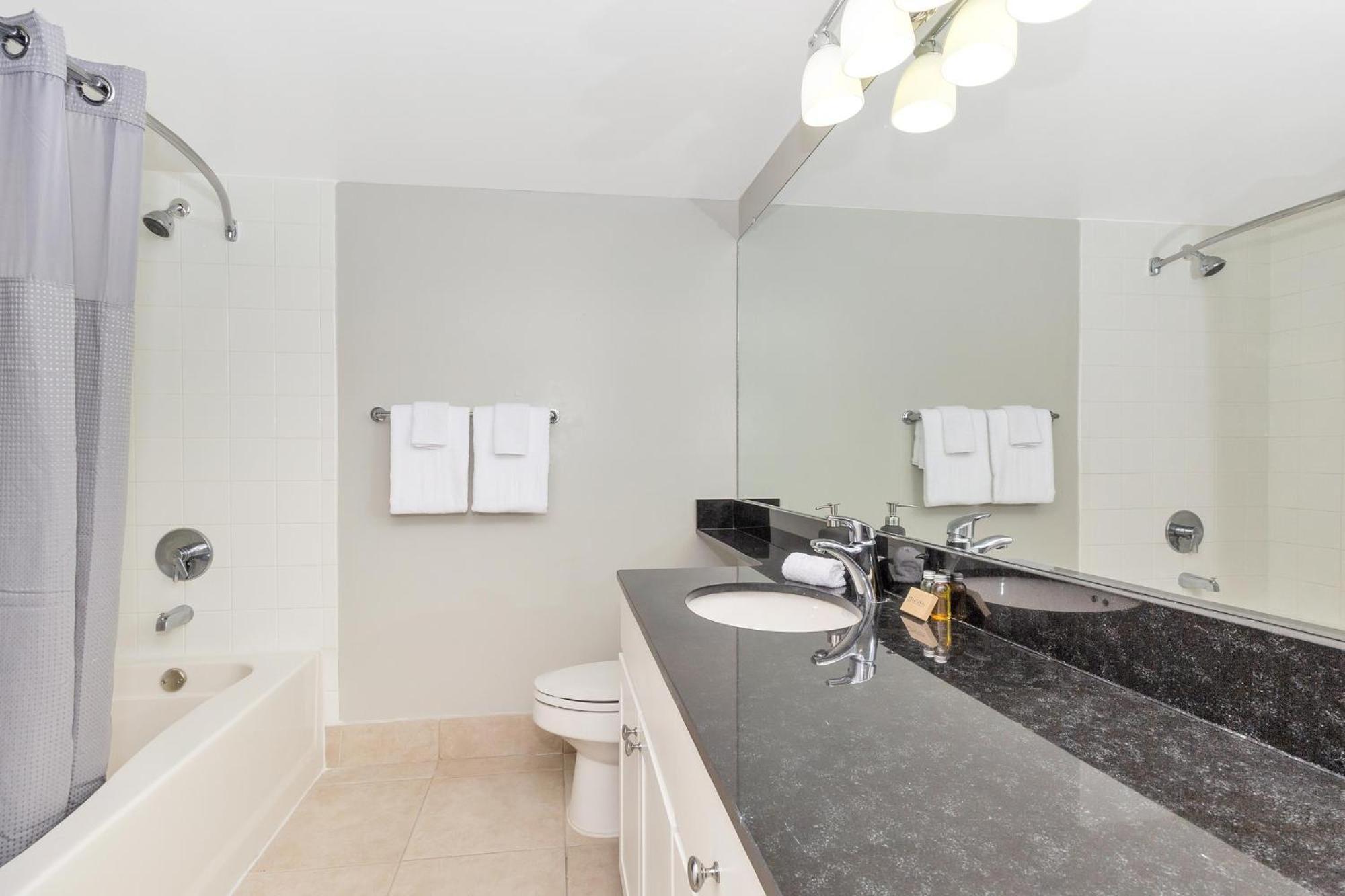 Dharma Home Suites Coral Gables At Gables Grand Plaza Miami Ruang foto