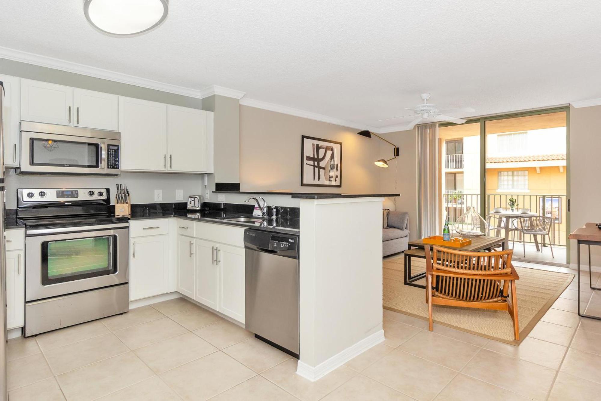 Dharma Home Suites Coral Gables At Gables Grand Plaza Miami Ruang foto