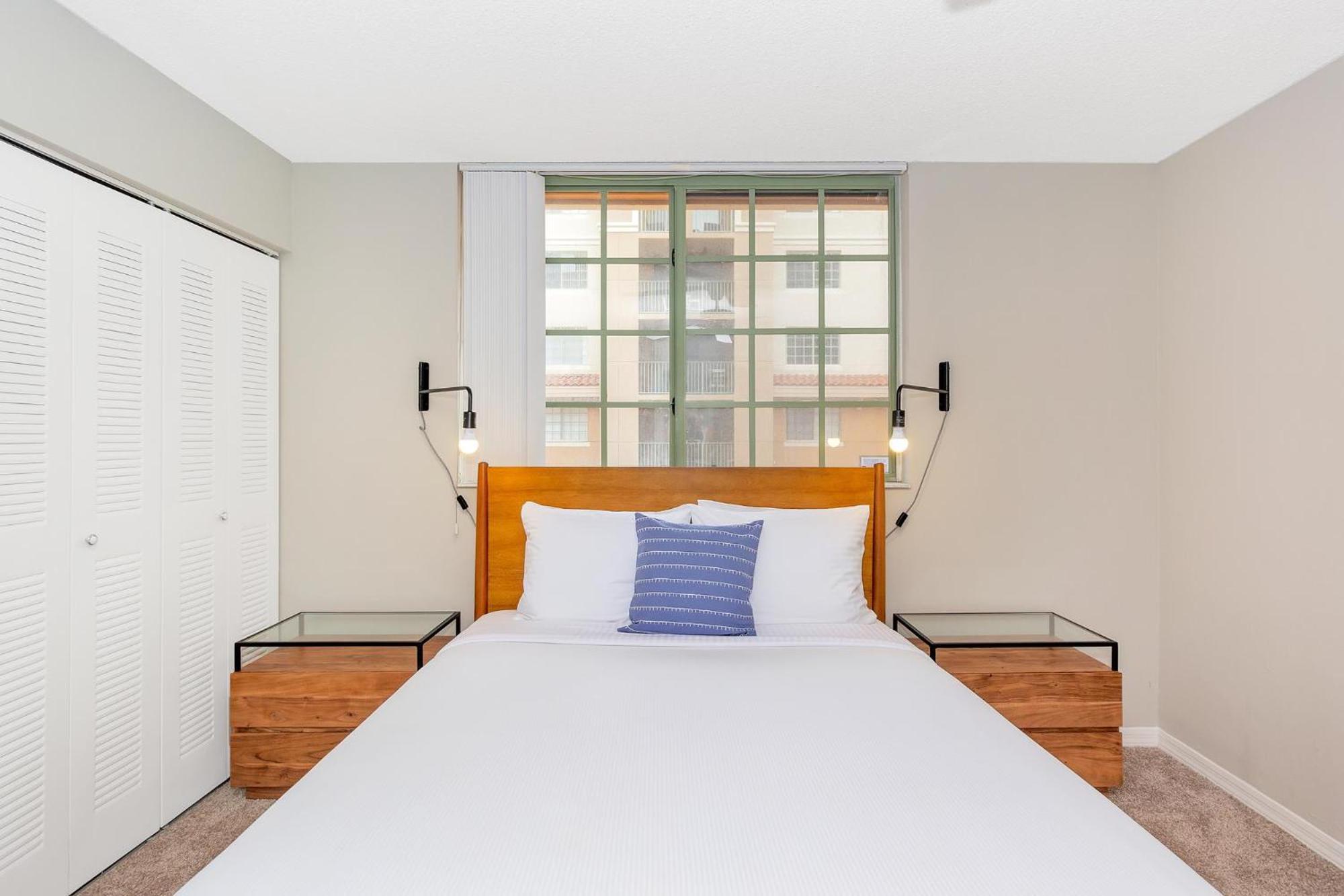 Dharma Home Suites Coral Gables At Gables Grand Plaza Miami Ruang foto